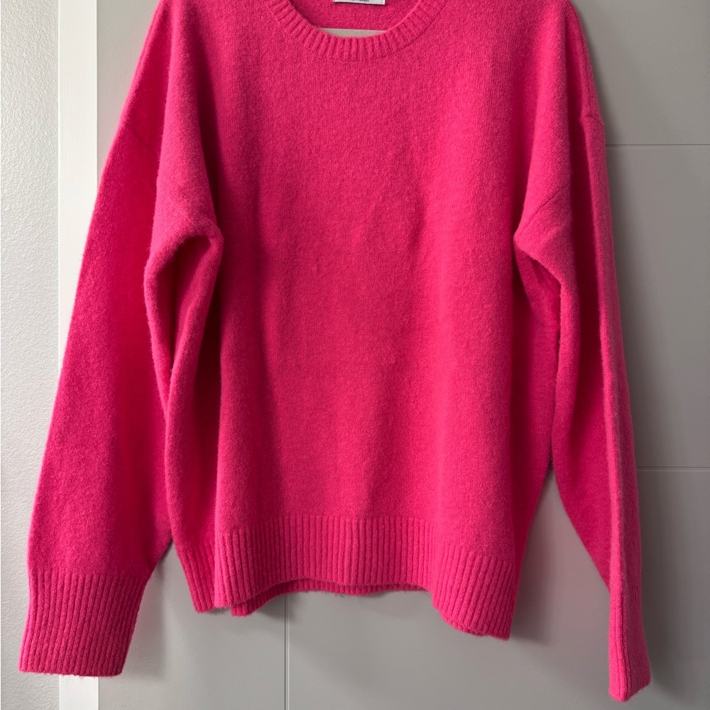 Hot pink crewneck size Small Tall